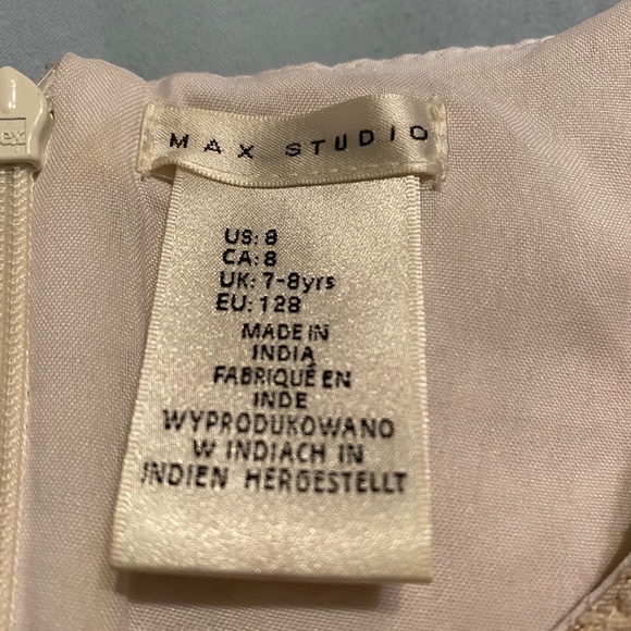 Gorgeous sparkly little girl dress - Picture 4 of 7